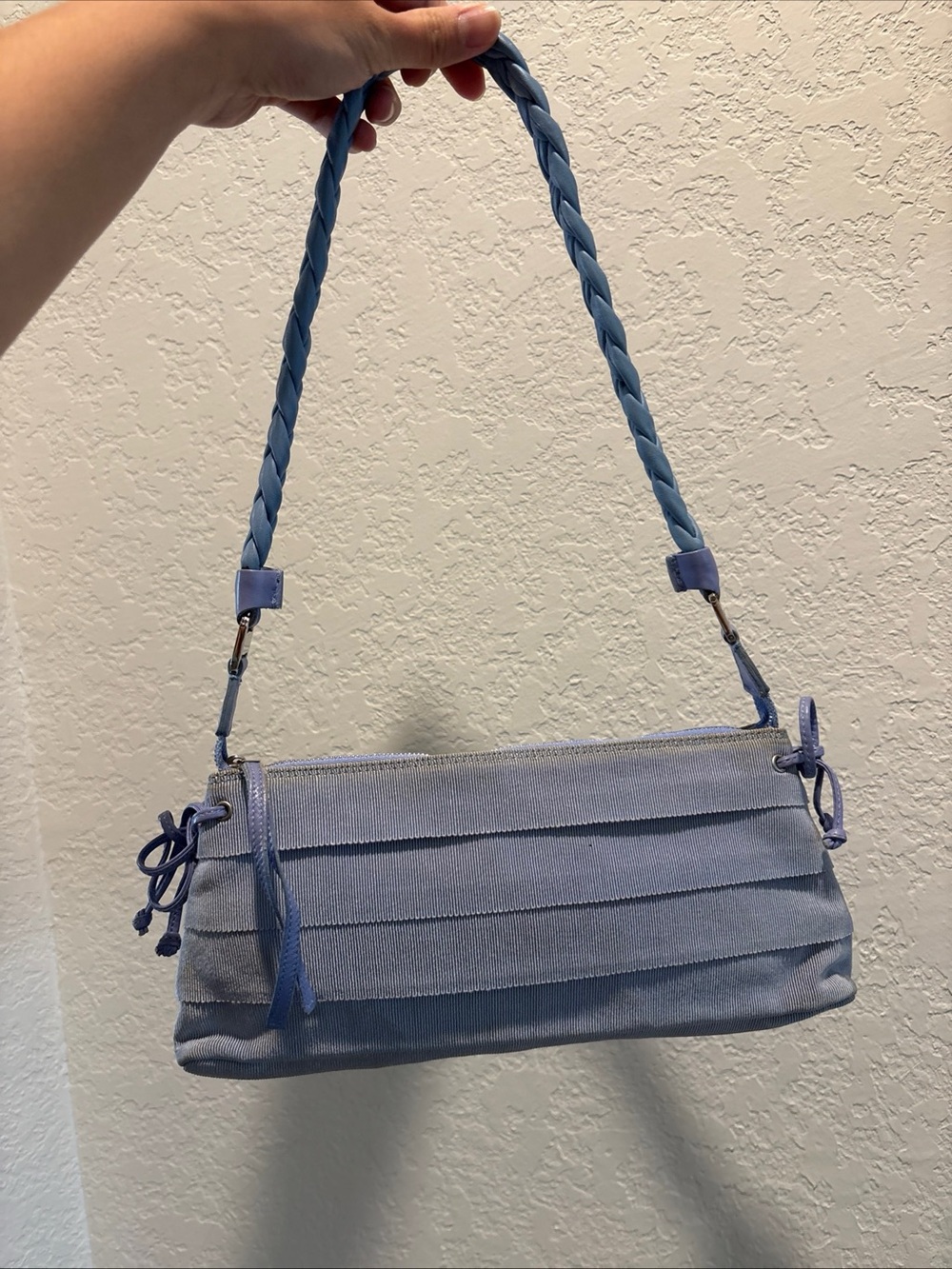 Salvatore Ferragamo Braided
Strap Blue Shoulder Bag - Picture 2 of 16